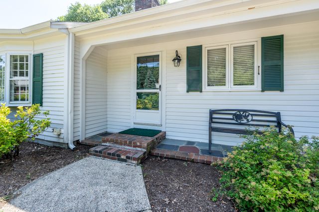 63 White Rock Road, Yarmouth Port, MA 02675
