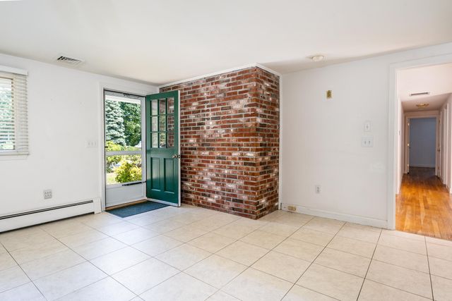 63 White Rock Road, Yarmouth Port, MA 02675