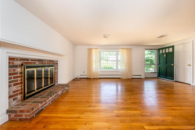 63 White Rock Road, Yarmouth Port, MA 02675