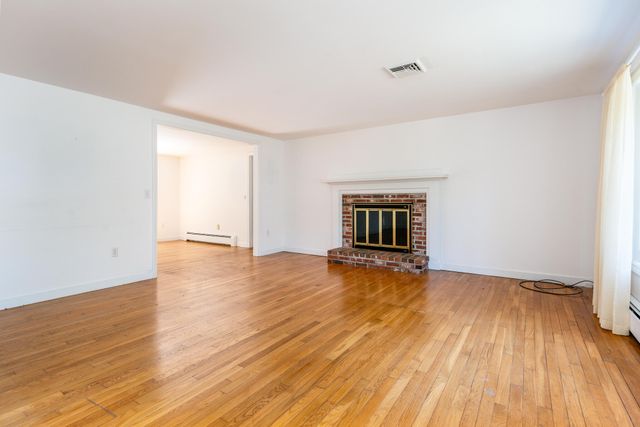 63 White Rock Road, Yarmouth Port, MA 02675