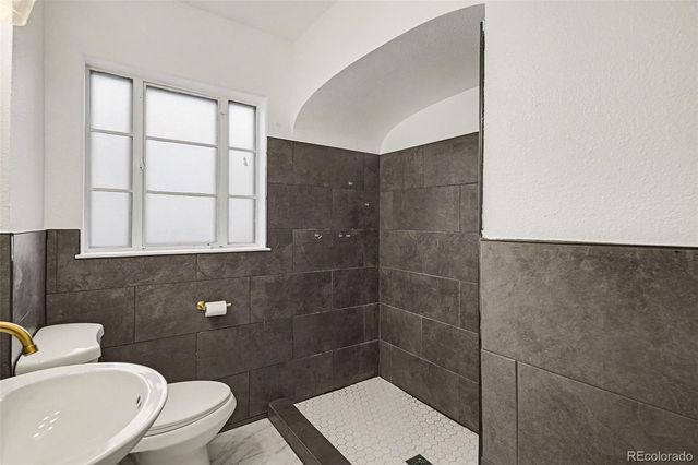 1535 S University Boulevard, Denver, CO 80210