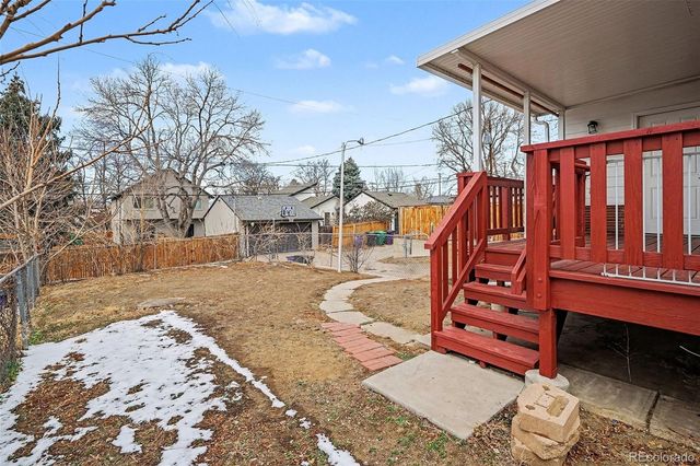 1535 S University Boulevard, Denver, CO 80210