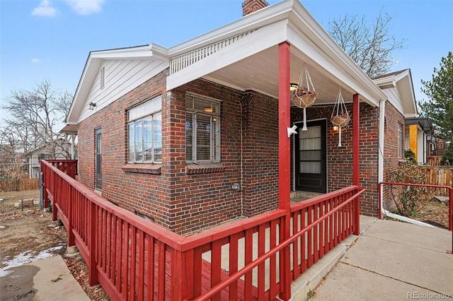 1535 S University Boulevard, Denver, CO 80210