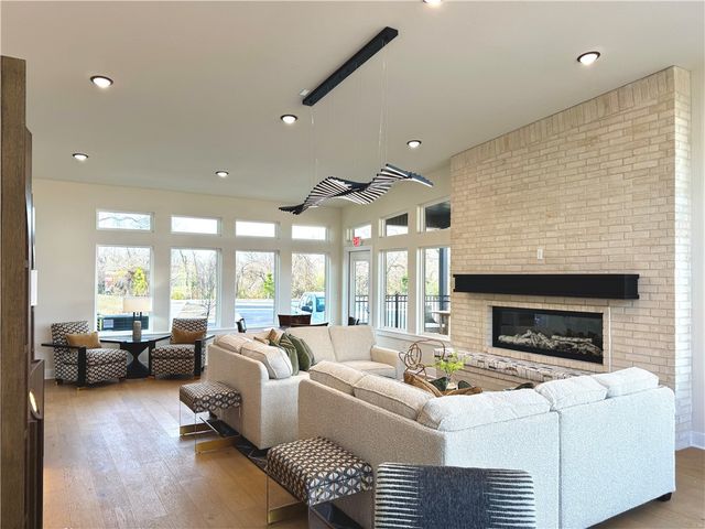 3319 MP Parkway 205, Bentonville, AR 72712