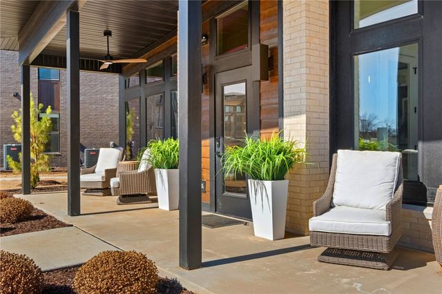 3319 MP Parkway 205, Bentonville, AR 72712