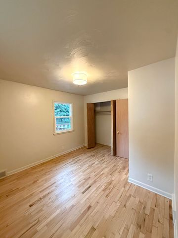 10348 Dewberry Street, Portage City, MI 49024