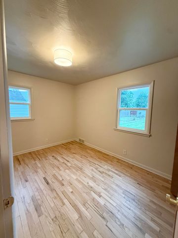 10348 Dewberry Street, Portage City, MI 49024