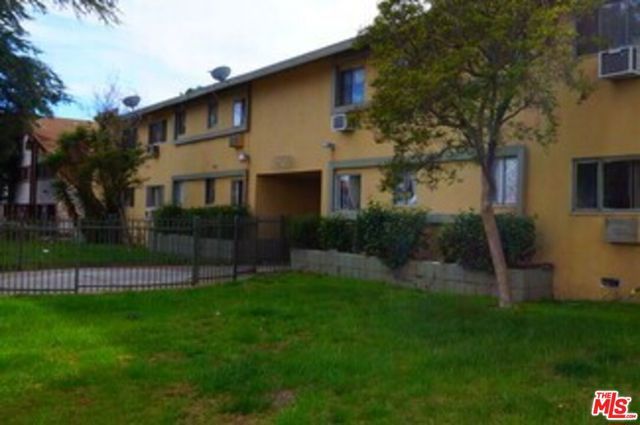 8759 Tobias Avenue apt 05, Los Angeles, CA 91402