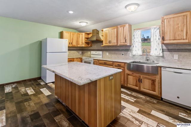 16297 16 County Road, Blair, NE 68008