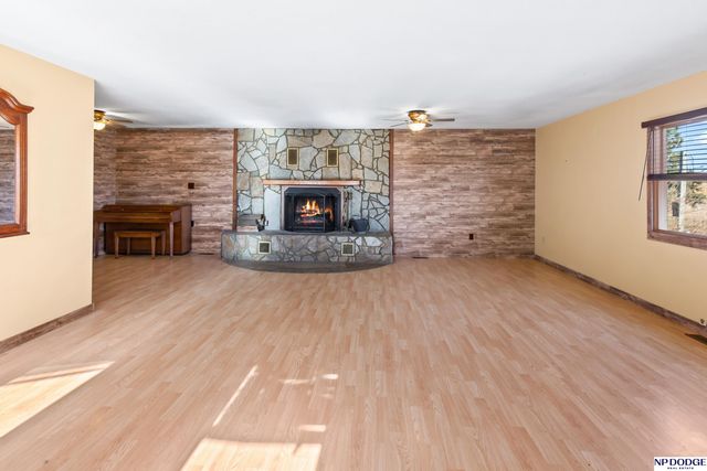 16297 16 County Road, Blair, NE 68008