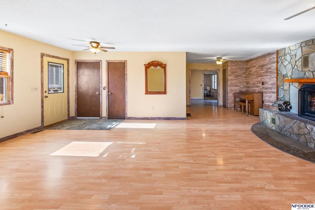 16297 16 County Road, Blair, NE 68008