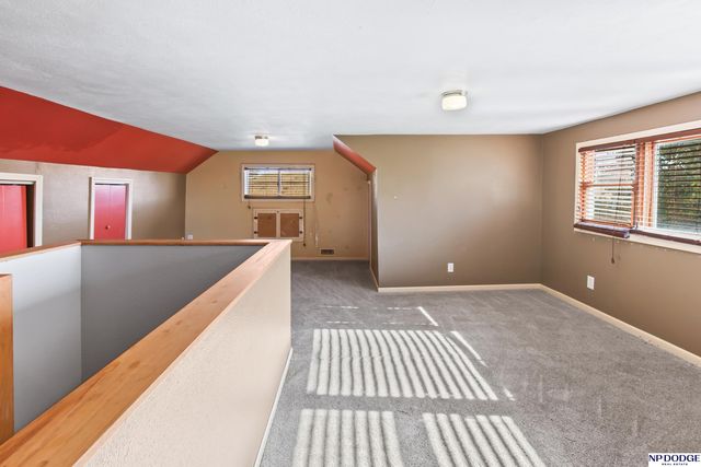 16297 16 County Road, Blair, NE 68008