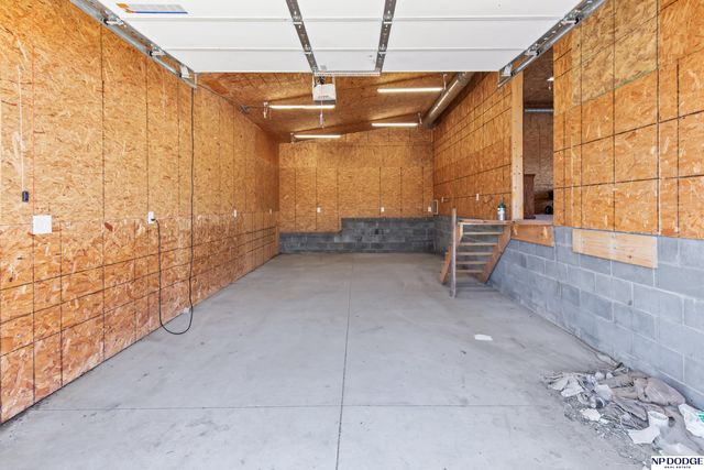 16297 16 County Road, Blair, NE 68008