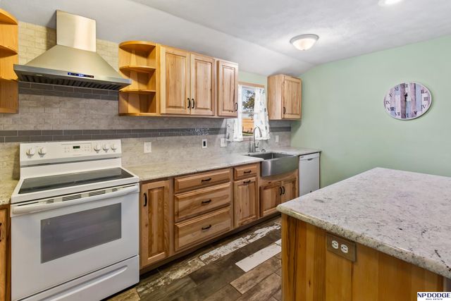 16297 16 County Road, Blair, NE 68008