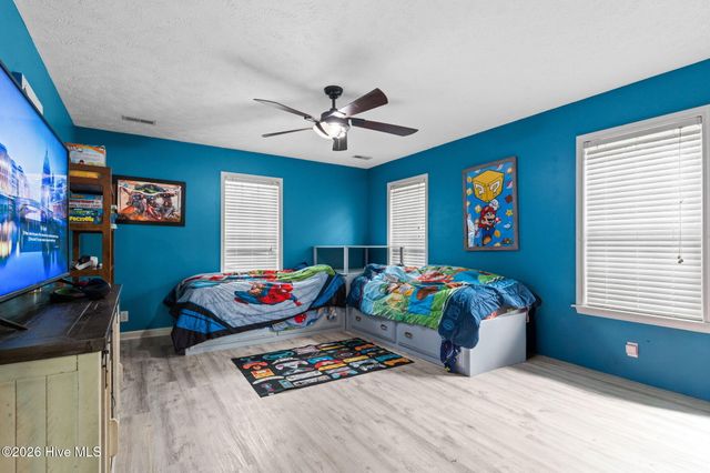 3022 Pine Hill Drive SW, Shallotte, NC 28470