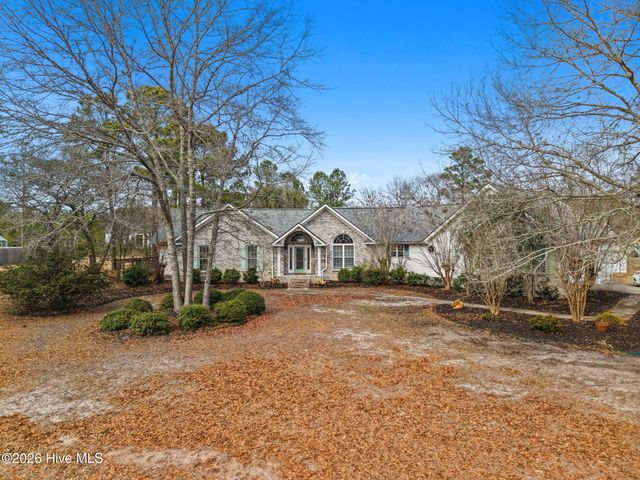 3022 Pine Hill Drive SW, Shallotte, NC 28470