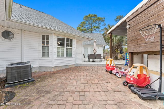 3022 Pine Hill Drive SW, Shallotte, NC 28470