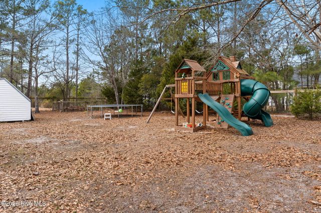 3022 Pine Hill Drive SW, Shallotte, NC 28470