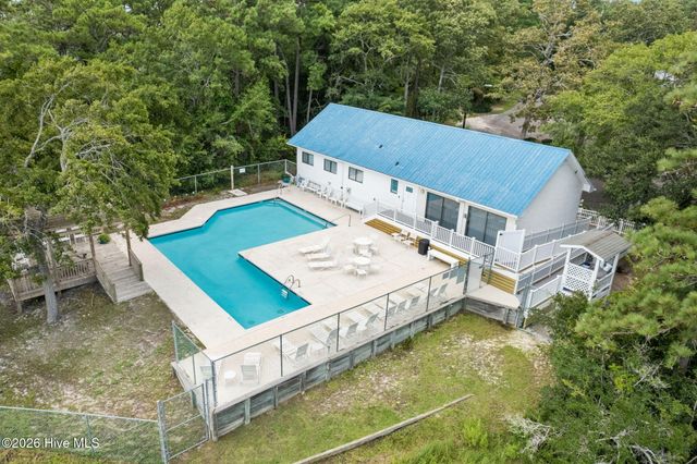 3022 Pine Hill Drive SW, Shallotte, NC 28470