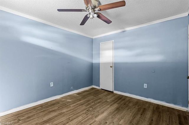 1501 Kingsway Drive, High Point, NC 27260