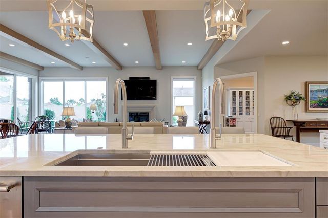 1121 Cumberland Court, Nichols Hills, OK 73116