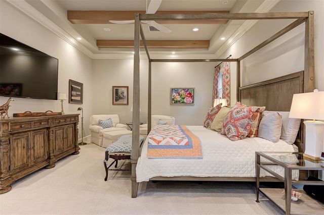 1121 Cumberland Court, Nichols Hills, OK 73116