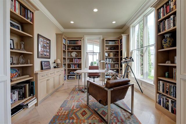 1121 Cumberland Court, Nichols Hills, OK 73116