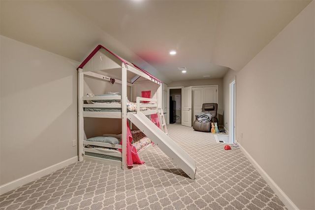 1121 Cumberland Court, Nichols Hills, OK 73116