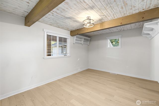 728 Tillamuk Drive, La Conner, WA 98257