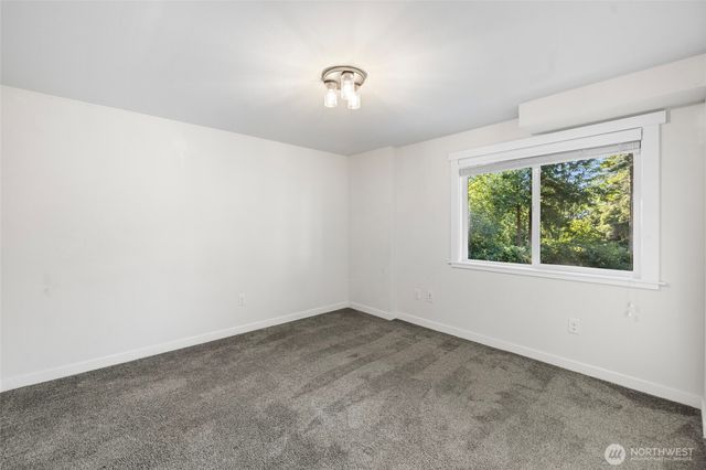 728 Tillamuk Drive, La Conner, WA 98257