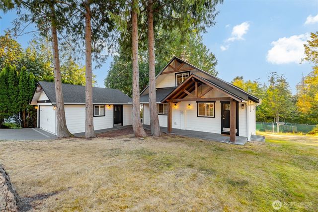 728 Tillamuk Drive, La Conner, WA 98257