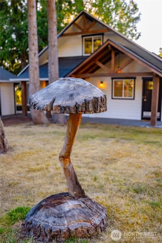 728 Tillamuk Drive, La Conner, WA 98257