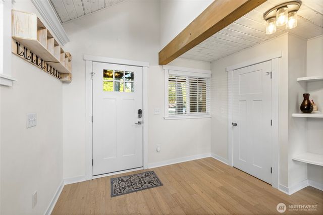 728 Tillamuk Drive, La Conner, WA 98257