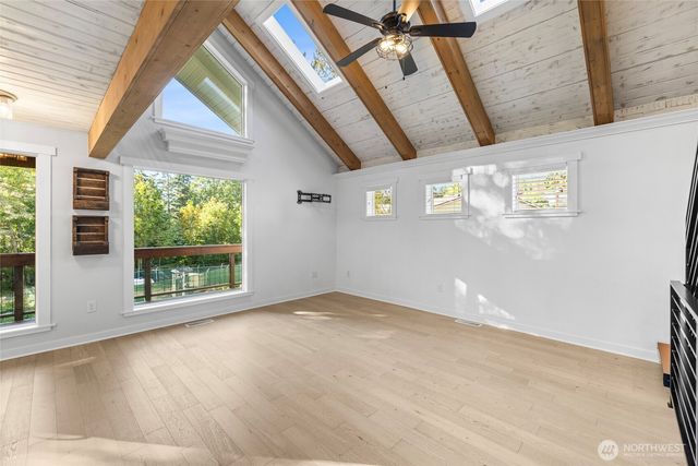 728 Tillamuk Drive, La Conner, WA 98257