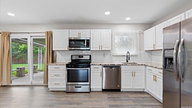 7222 GLEN HVN, San Antonio, TX 78239