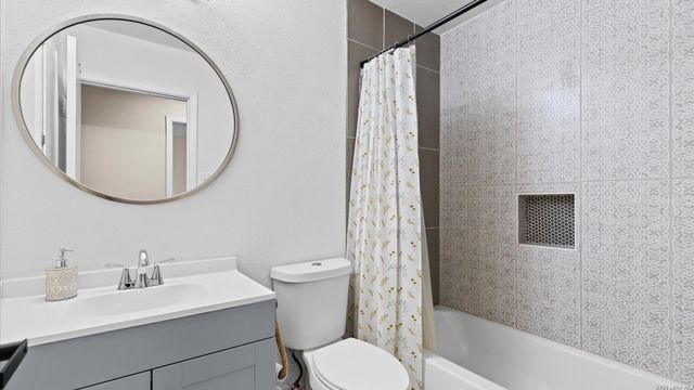 7222 GLEN HVN, San Antonio, TX 78239