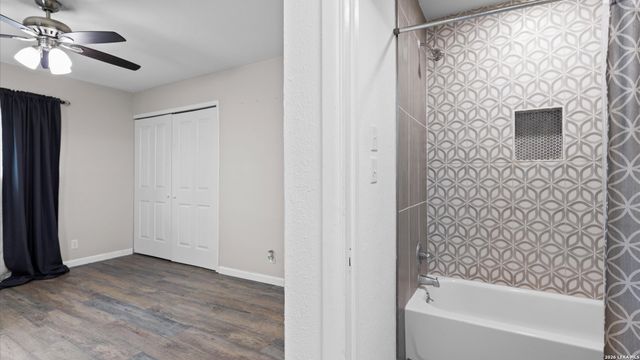 7222 GLEN HVN, San Antonio, TX 78239