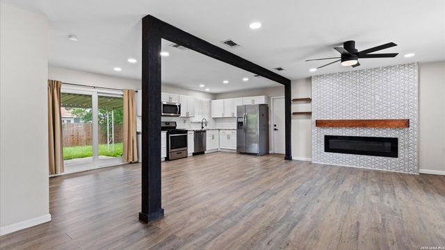 7222 GLEN HVN, San Antonio, TX 78239