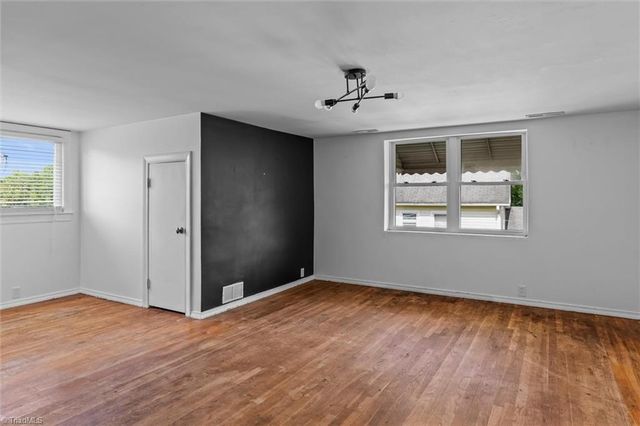 124 Orchard Street, Mount Airy, NC 27030