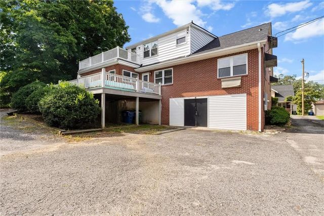 124 Orchard Street, Mount Airy, NC 27030