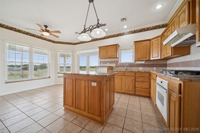 22615 Ns 4058 Road, Nowata, OK 74048