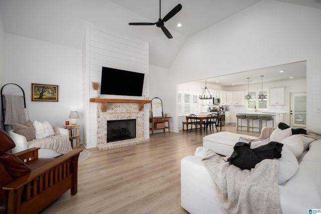 3428 CHATHAM CIRCLE, Trussville, AL 35173