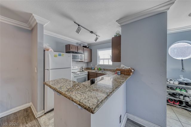 4050 Pacific Harbors Drive 245, Las Vegas, NV 89121