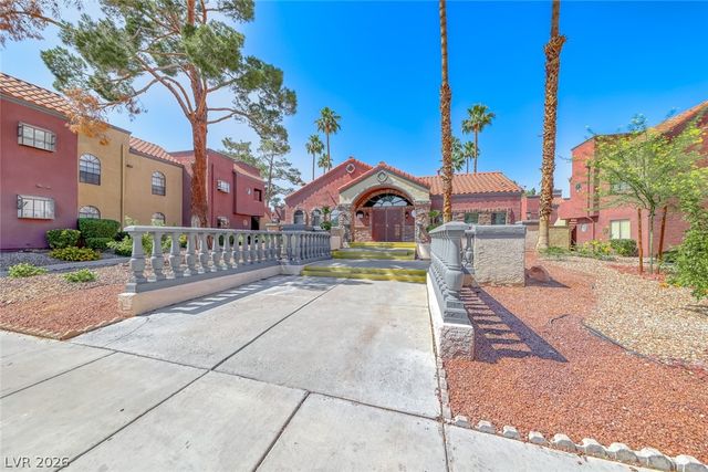 4050 Pacific Harbors Drive 245, Las Vegas, NV 89121