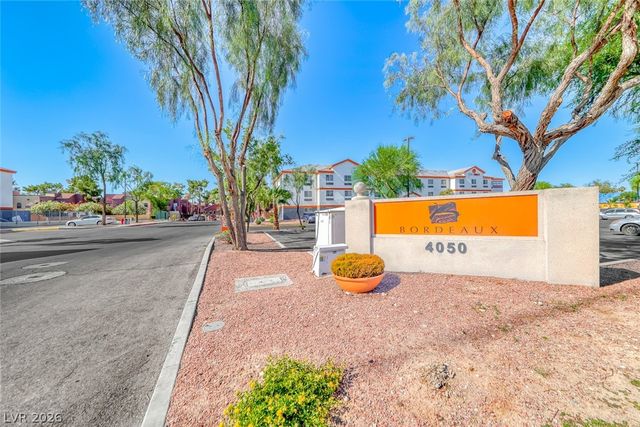 4050 Pacific Harbors Drive 245, Las Vegas, NV 89121