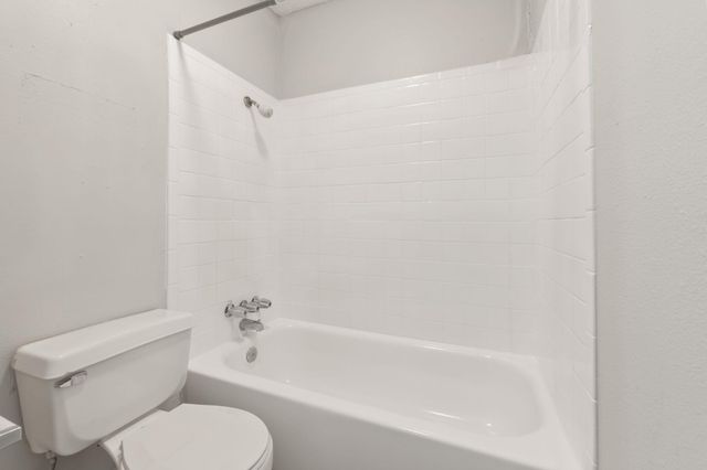 1720 Wooten Park DR 206, Austin, TX 78757