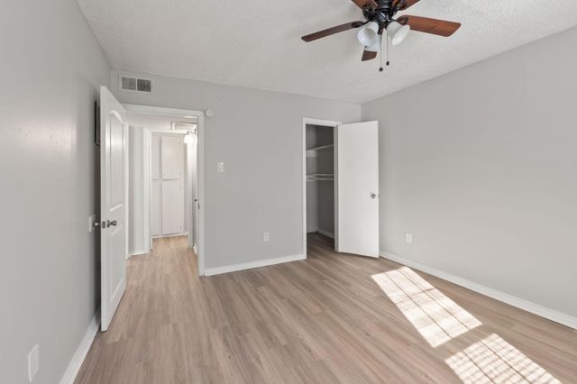 1720 Wooten Park DR 206, Austin, TX 78757