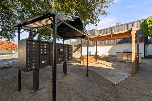 1720 Wooten Park DR 206, Austin, TX 78757