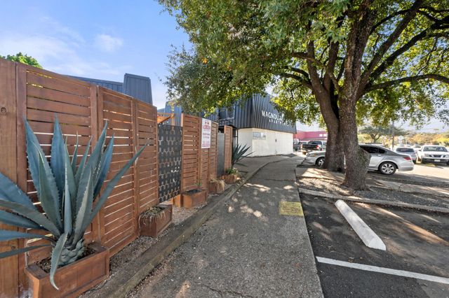 1720 Wooten Park DR 206, Austin, TX 78757