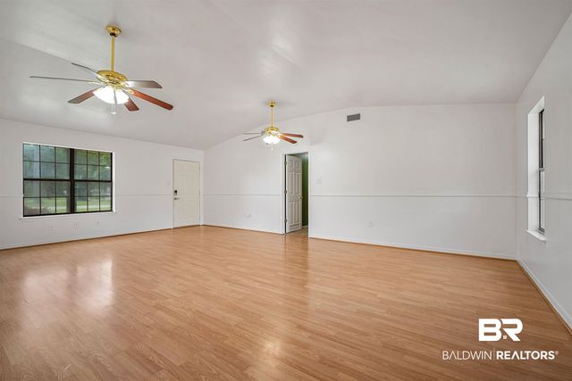 8525 Lister Dairy Road, Creola, AL 36525